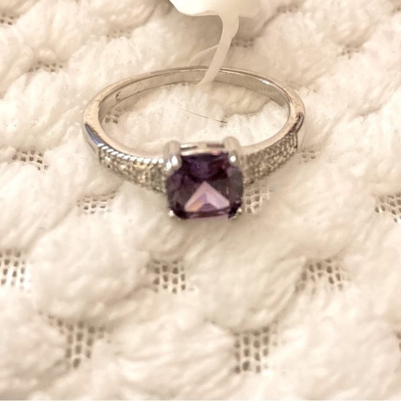 #1 Purple and White Zircon ring 1.31 ctw in Silvertone size 9.5 - Picture 3 of 10